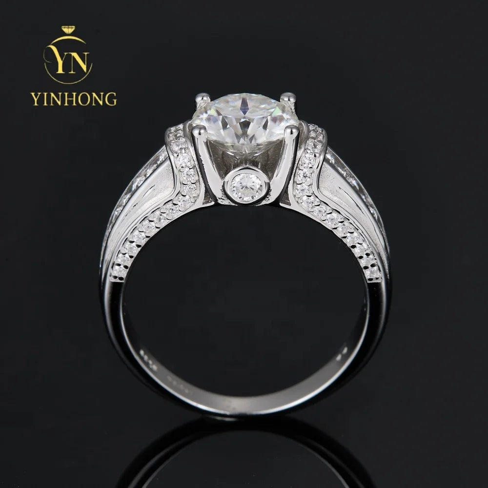 High Quality Wedding Jewelry  S925 Silver Moissanite Men's Patterned Rings Round Cut for Men's Wedding Engagement Ring